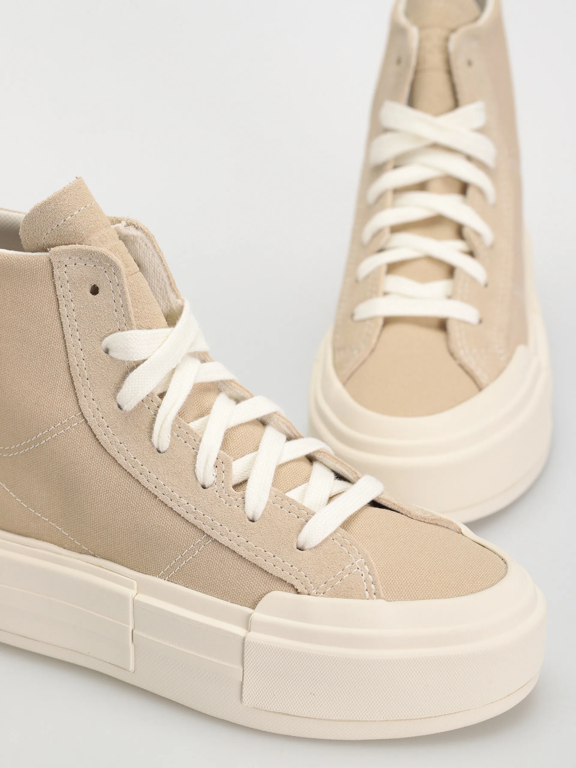 Converse Chucks Chuck Taylor All Star Cruise Hi (brown/cream)