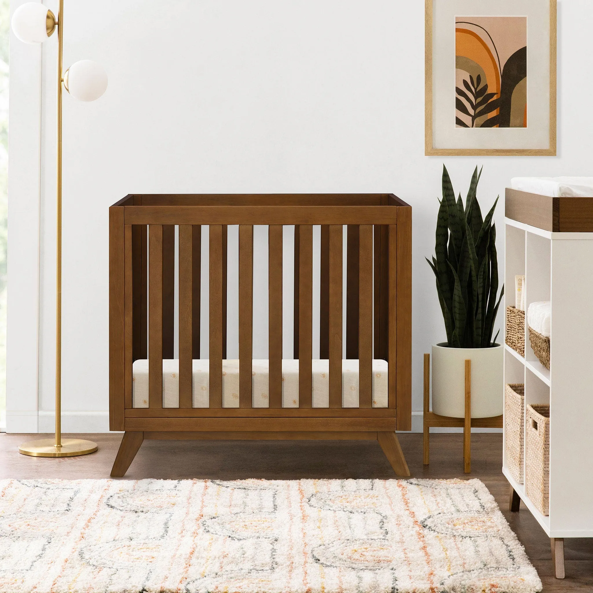 DaVinci Otto 3-in-1 Convertible Mini Crib with 4" Mattress - Walnut  - Clement