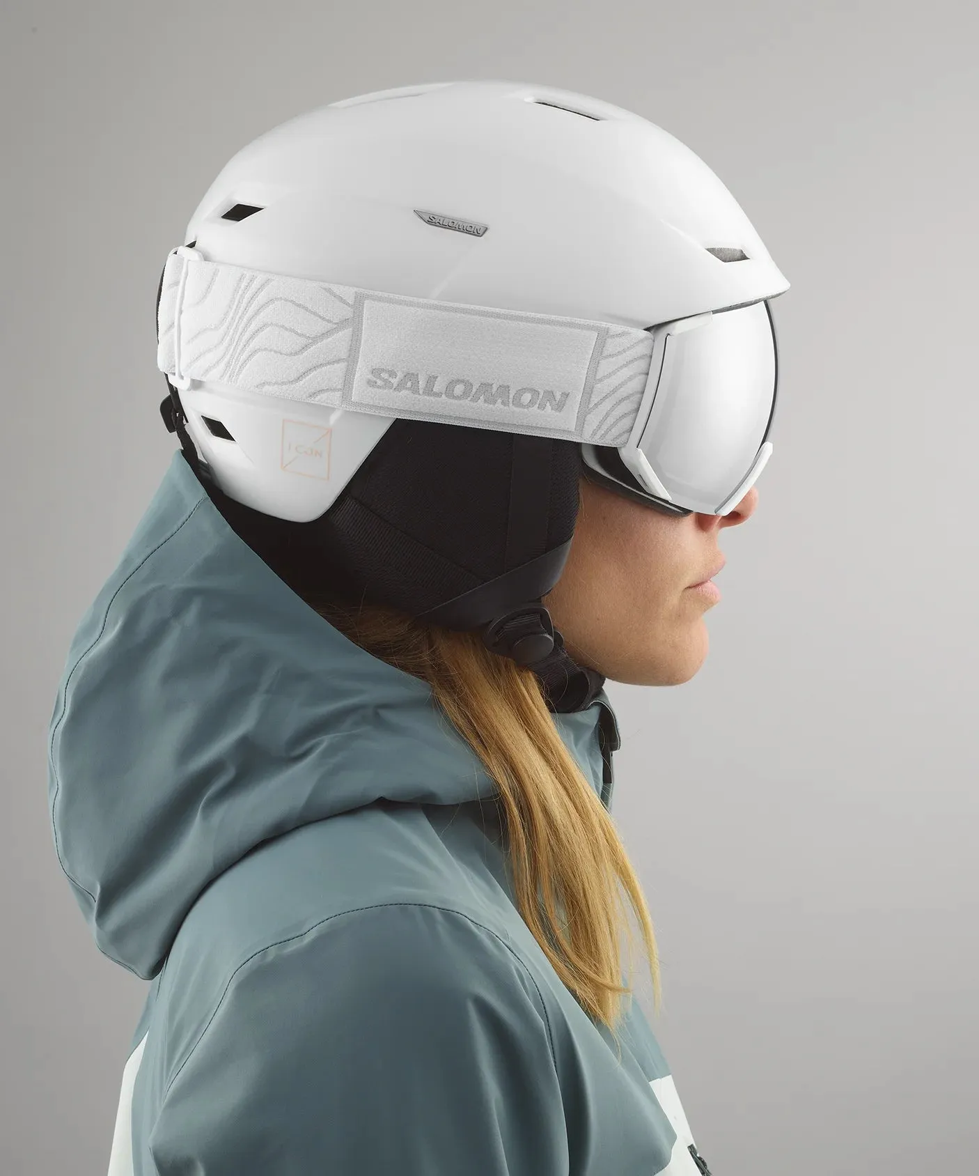 Icon LT Access Helmet (Women's)