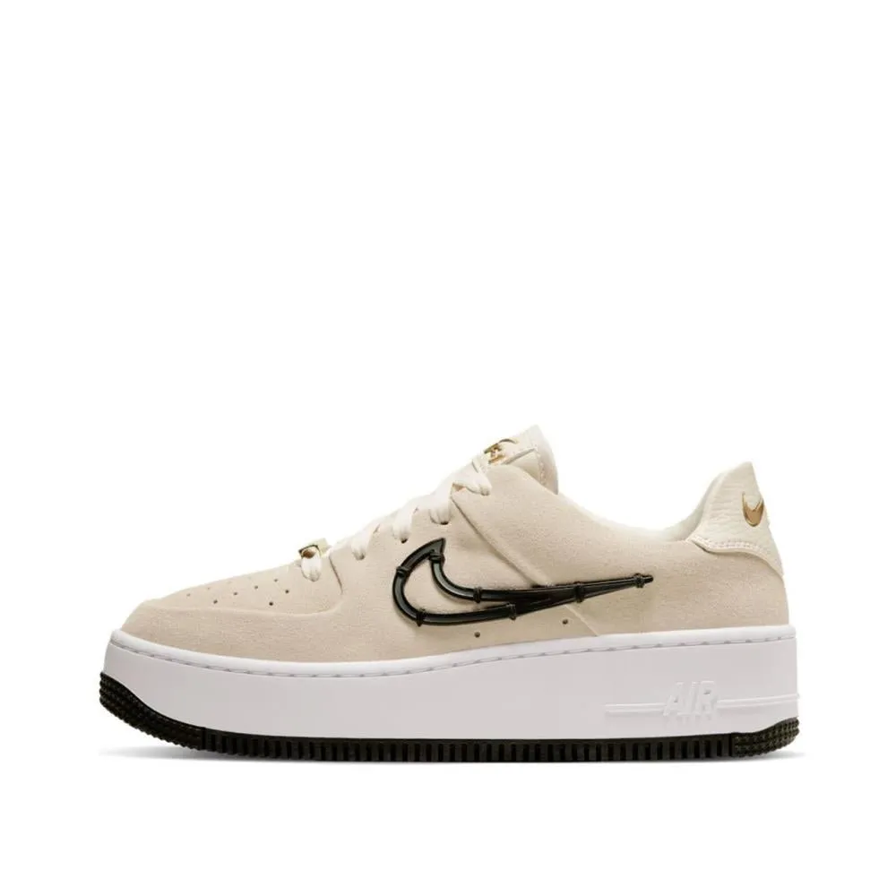 Nike WMNS Air Force 1 Sage Low LX (Beige / White / Black)