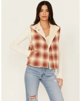 Product Name:  Cleo + Wolf Women's Alice Reversible Sherpa and Plaid Vest