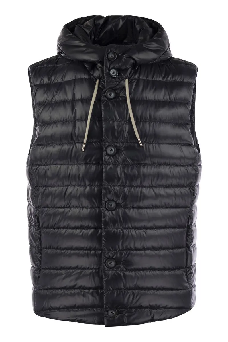 SLEEVELESS DOWN JACKET