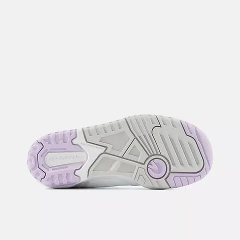 Womens/Kids New Balance 550 - White with Thistle